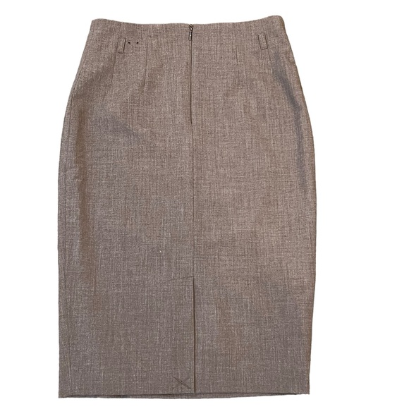 AMANDA AND CHELSEA tan skirt size 4 straight pencil zip back lined - Picture 2 of 8